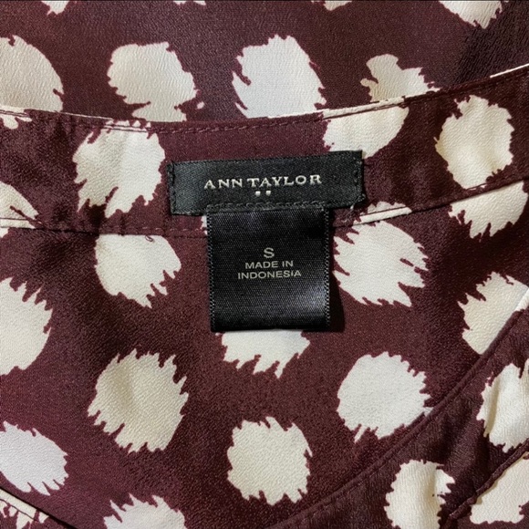 ANN TAYLOR  Womens Small Long or 3/4 Sleeve Buttoned Blouse Burgundy - Picture 5 of 6